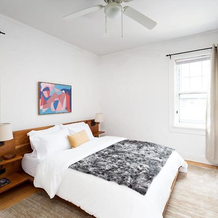 Economy 2Br Apartment B2 Милуоки Экстерьер фото